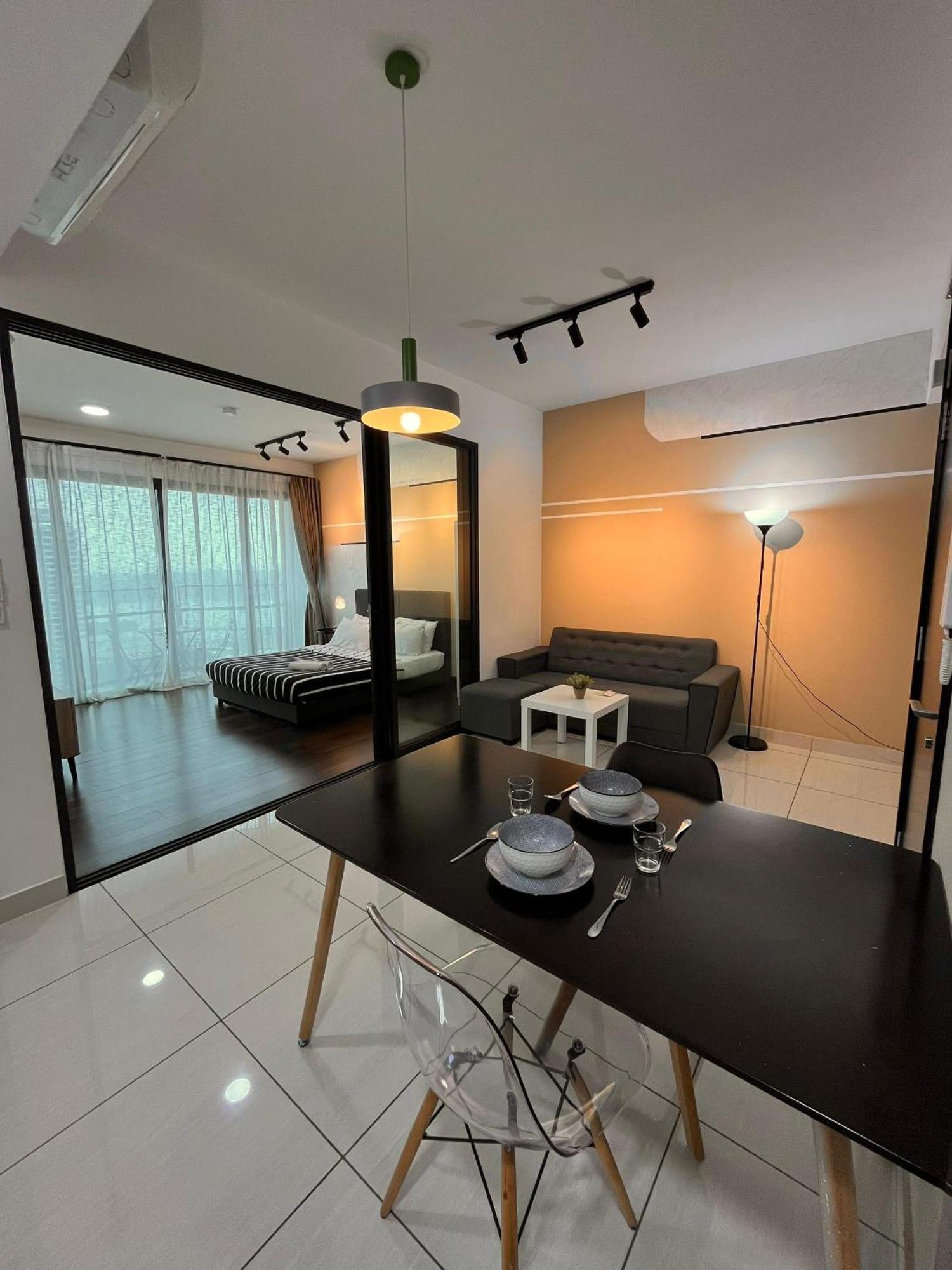 Almas Puteri Harbour Nusajaya Suite Room Exclusive Room 5 Min To Legoaland By Homespace Exterior foto