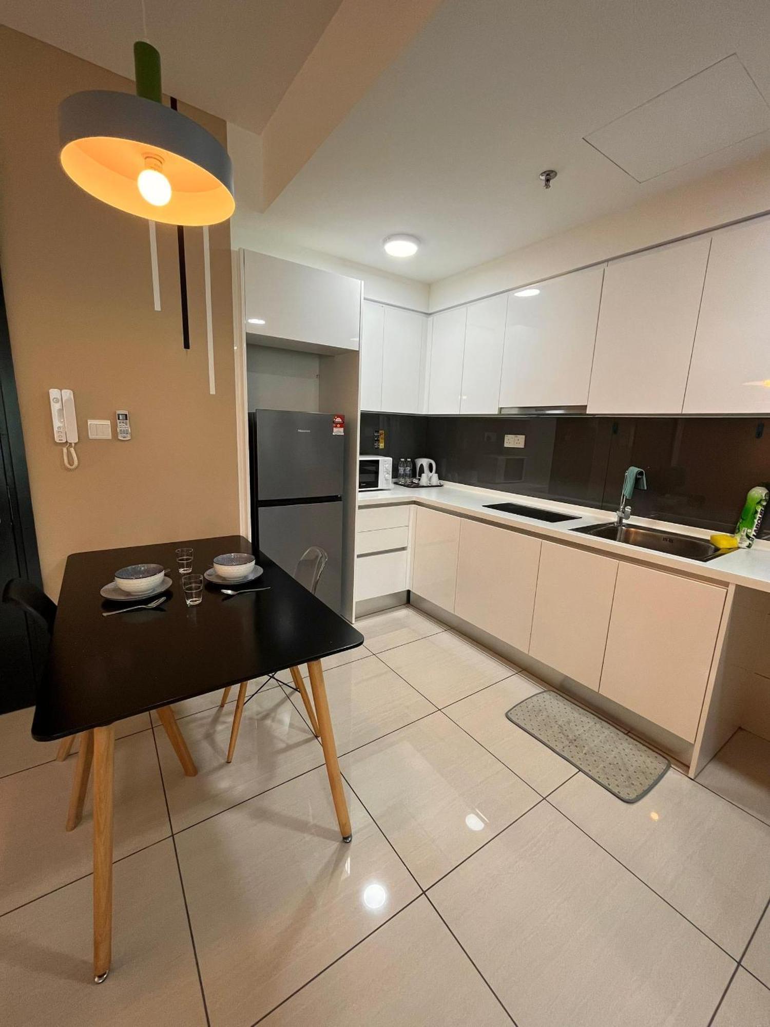 Almas Puteri Harbour Nusajaya Suite Room Exclusive Room 5 Min To Legoaland By Homespace Exterior foto